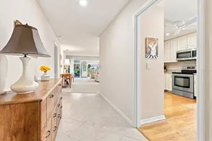 4449 Oakley Greene, Sarasota, FL 34235 - Photo 5