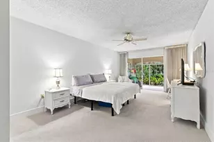 4449 Oakley Greene, Sarasota, FL 34235 - Photo 17