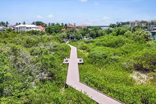 6330 Laguna Dr, Longboat Key, FL 34228 - Photo 81