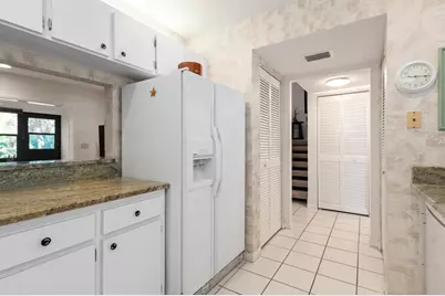 1704 Pelican Cove Road #T138, Sarasota, FL 34231 - Photo 9