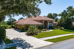 8437 Eagle Preserve Way, Sarasota, FL 34241 - Photo 5