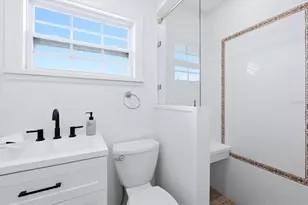 3710 Duncan Pl, Sarasota, FL 34239 - Photo 37