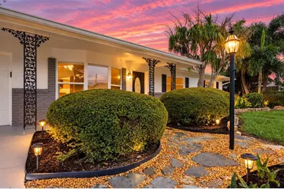 3710 Duncan Place, Sarasota, FL 34239 - Photo 9