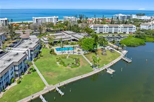 4310 Falmouth Dr, Longboat Key, FL 34228 - Photo 33