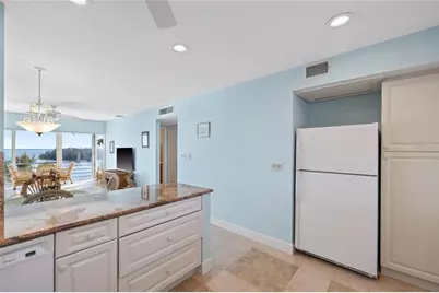 4310 Falmouth Drive #307, Longboat Key, FL 34228 - Photo 9