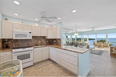 4310 Falmouth Drive #307, Longboat Key, FL 34228 - Photo 7