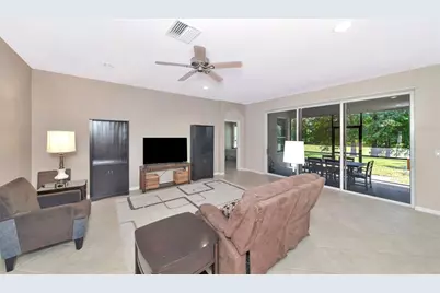 6816 46th Terrace E, Bradenton, FL 34203 - Photo 5
