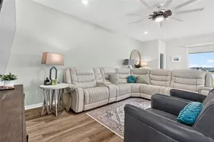18145 Beach Ranch Terrace, Bradenton, FL 34211 - Photo 11