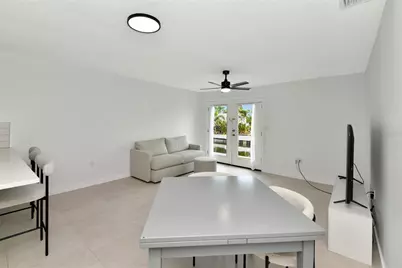 729 Saint Judes Drive S #2, Longboat Key, FL 34228 - Photo 5