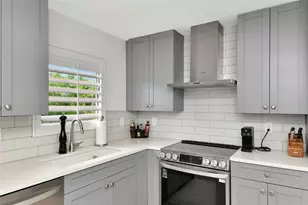 729 St Judes Dr S, Longboat Key, FL 34228 - Photo 15