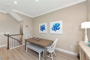 5589 Cannes Cir, Sarasota, FL 34231 - Photo 11