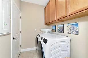 5589 Cannes Cir, Sarasota, FL 34231 - Photo 45