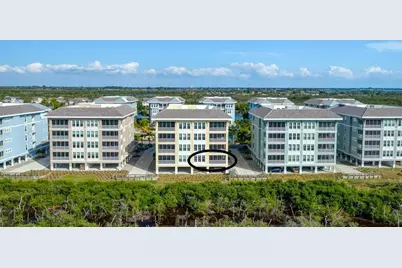 384 Aruba Circle #102, Bradenton, FL 34209 - Photo 1