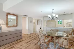 1095 Gulf of Mexico Dr, Longboat Key, FL 34228 - Photo 13