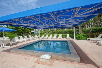 1095 Gulf Of Mexico Drive #104, Longboat Key, FL 34228 - Photo 25