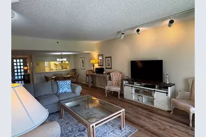 1095 Gulf Of Mexico Drive #104, Longboat Key, FL 34228 - Photo 7