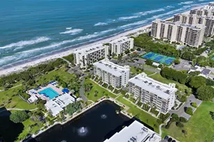 1095 Gulf of Mexico Dr, Longboat Key, FL 34228 - Photo 15