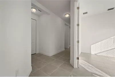 10366 Lake George Avenue, Sarasota, FL 34241 - Photo 21
