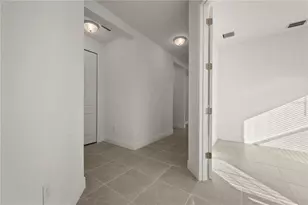 10366 Lake George Ave, Sarasota, FL 34241 - Photo 21