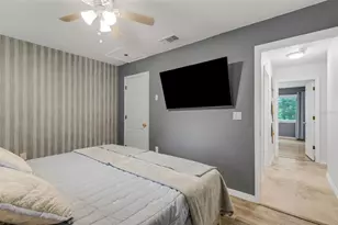 3476 Shady Brook Ln, Sarasota, FL 34243 - Photo 39