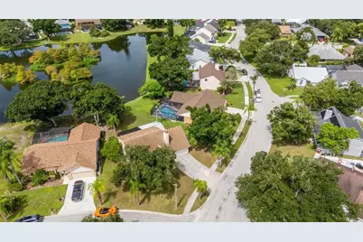 3476 Shady Brook Lane, Sarasota, FL 34243 - Photo 47