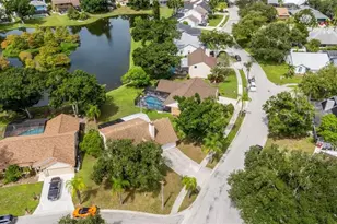 3476 Shady Brook Ln, Sarasota, FL 34243 - Photo 47