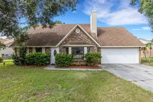 3476 Shady Brook Ln, Sarasota, FL 34243 - Photo 1