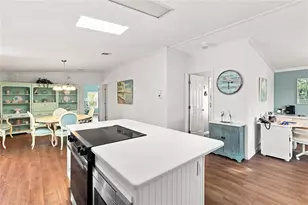 94 King Arthur Dr, Nokomis, FL 34275 - Photo 21