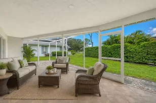 3522 Ferndell, Sarasota, FL 34235 - Photo 3