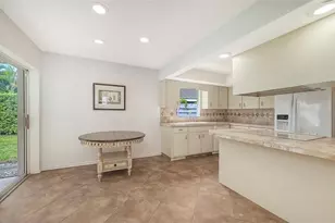 3522 Ferndell, Sarasota, FL 34235 - Photo 9