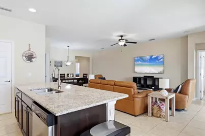 4703 69th Street E, Bradenton, FL 34203 - Photo 7