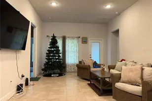 14921 Tropical Violet Wy, Wimauma, FL 33598 - Photo 3