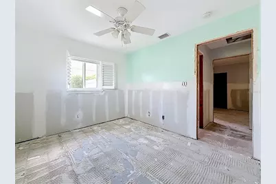 2010 Bayou Grande Boulevard NE, Saint Petersburg, FL 33703 - Photo 13