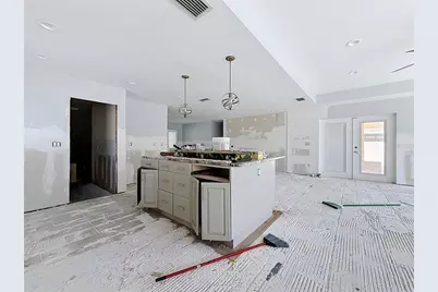 2010 Bayou Grande Boulevard NE, Saint Petersburg, FL 33703 - Photo 7