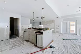 2010 Bayou Grande Blvd NE, Saint Petersburg, FL 33703 - Photo 7