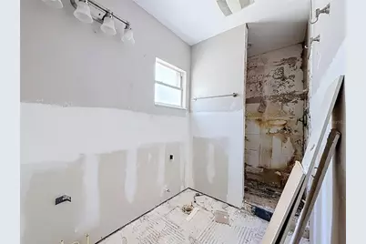 2010 Bayou Grande Boulevard NE, Saint Petersburg, FL 33703 - Photo 21