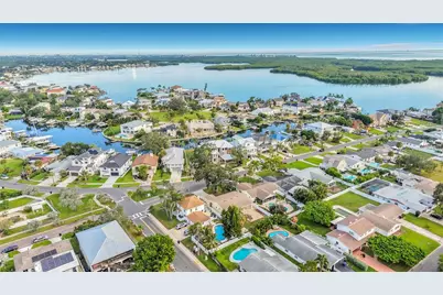 2010 Bayou Grande Boulevard NE, Saint Petersburg, FL 33703 - Photo 65