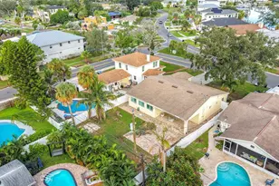 2010 Bayou Grande Blvd NE, Saint Petersburg, FL 33703 - Photo 51