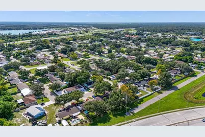 304 64th Street NE, Bradenton, FL 34208 - Photo 43