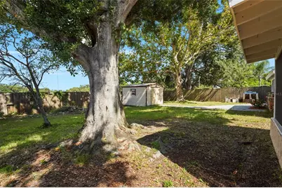 304 64th Street NE, Bradenton, FL 34208 - Photo 29