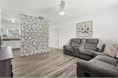 304 64th Street NE, Bradenton, FL 34208 - Photo 3