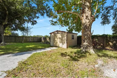 304 64th Street NE, Bradenton, FL 34208 - Photo 27