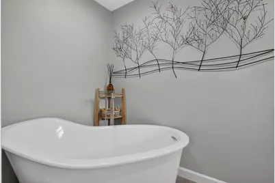 4395 Oak View Drive, Sarasota, FL 34232 - Photo 17