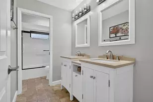 4395 Oak View Dr, Sarasota, FL 34232 - Photo 37