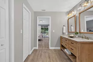 4395 Oak View Dr, Sarasota, FL 34232 - Photo 19