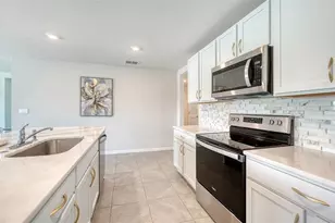 10402 Charlotte Dr., Parrish, FL 34219 - Photo 19