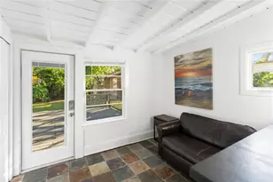 2530 Loma Linda St, Sarasota, FL 34239 - Photo 21