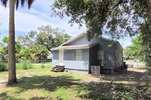 1542 29th St, Sarasota, FL 34234 - Photo 7