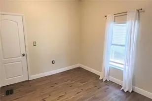 1542 29th St, Sarasota, FL 34234 - Photo 27