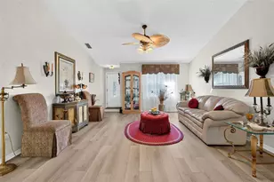 1201 Oak Trace Dr, Sarasota, FL 34232 - Photo 3